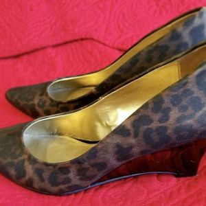 Circa Joan & David Leopard wedges Sz. 8